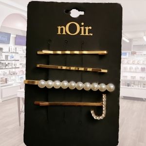 By Noir Pearl & Crystal Embellished Bobby Pin Set – Initial "J" – 4 Pc